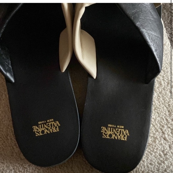 Frances Valentine Black/oyster Crossover nappa Sandals / slides size 8.5 - Picture 3 of 4